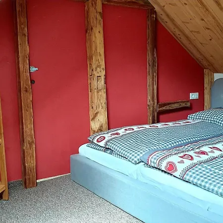 Hutzenalm Apartman *